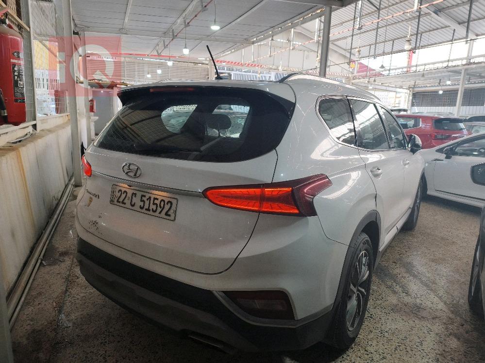 هيونداي سانتافي